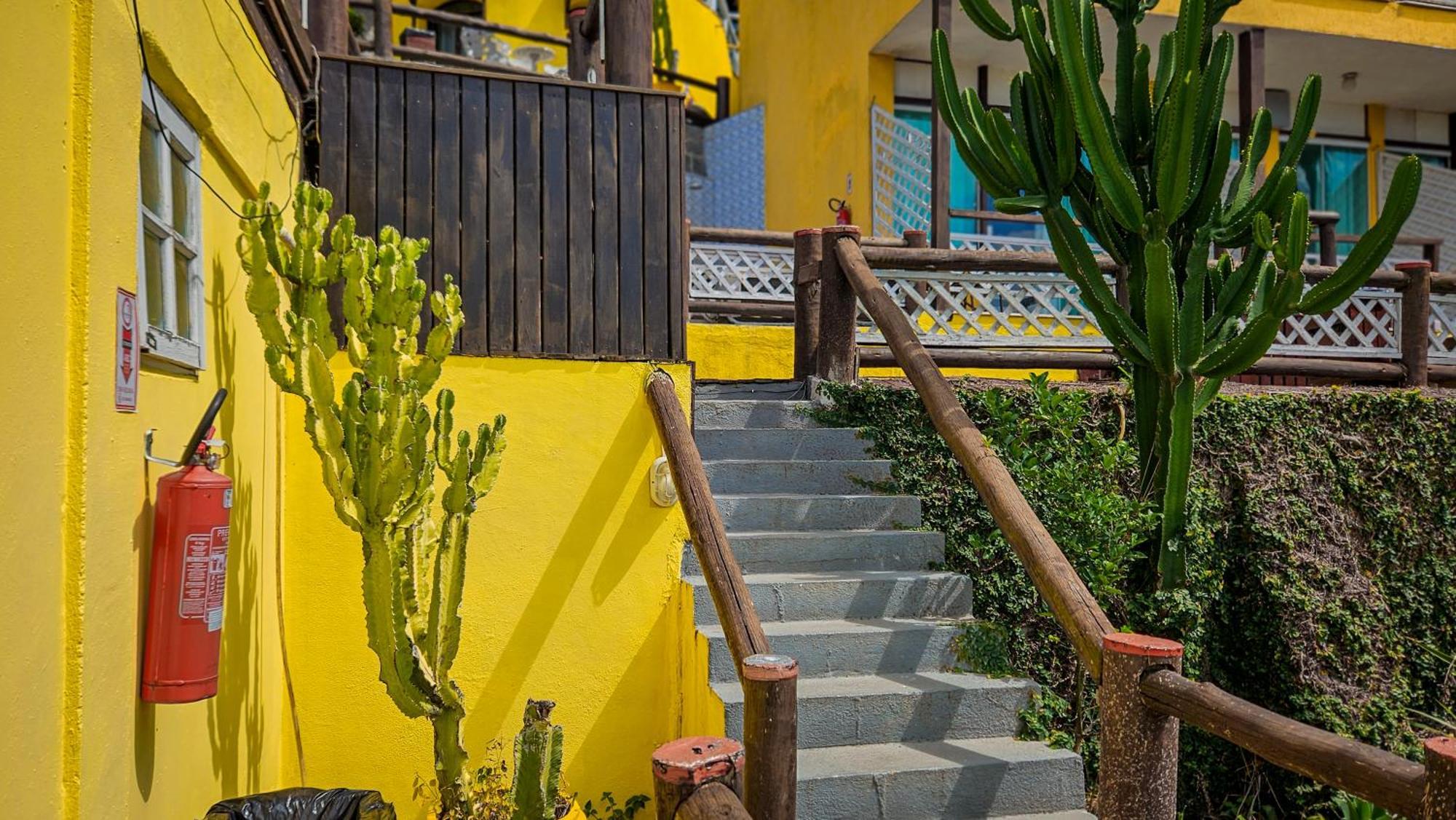 Hotel Bella Vista Ocean View Búzios Exterior foto The entrance to the hotel